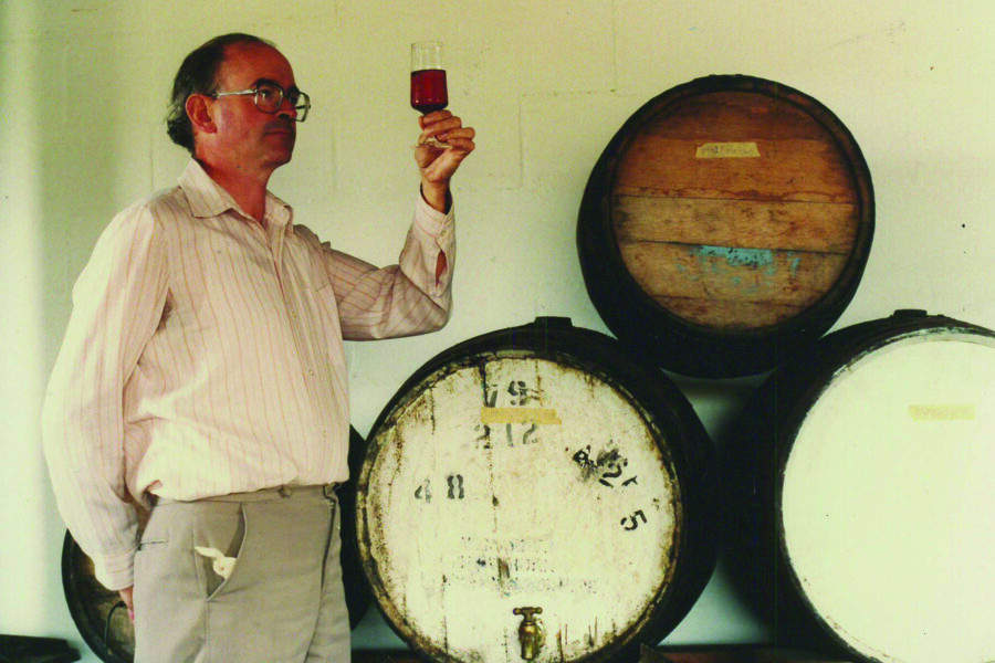 Vigneron John Kirk in the Clonakilla cellars, 1977